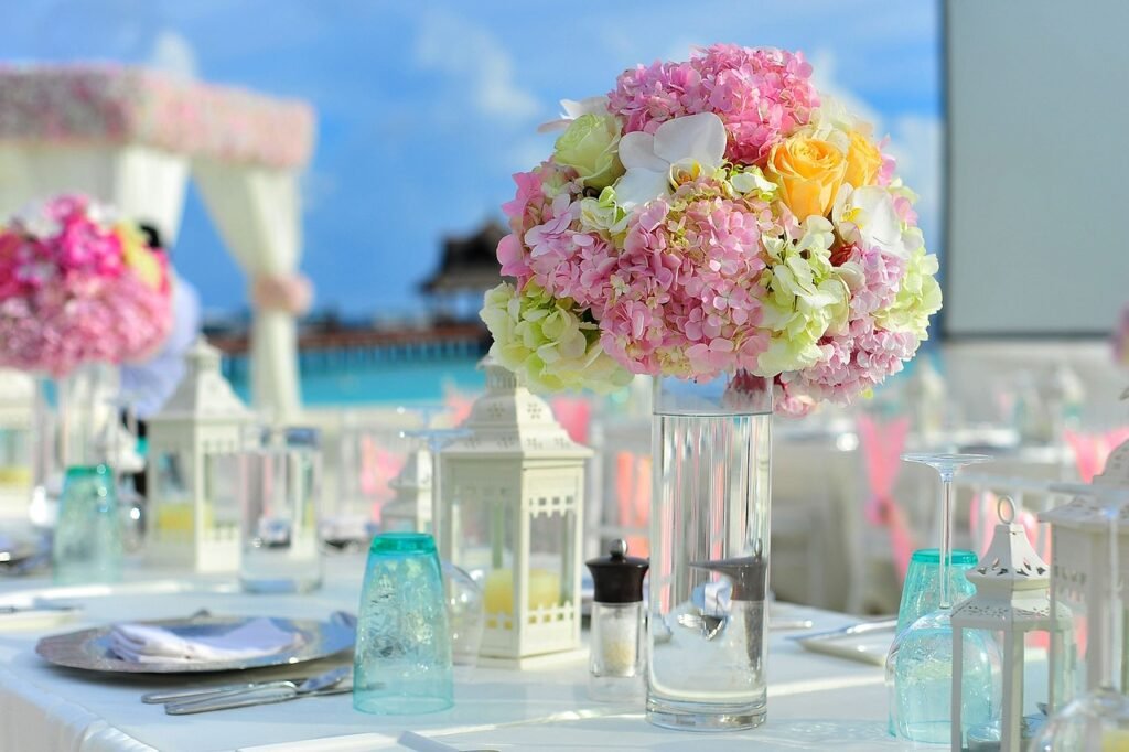 What Are The Best Flowers To Use For A Centerpiece?