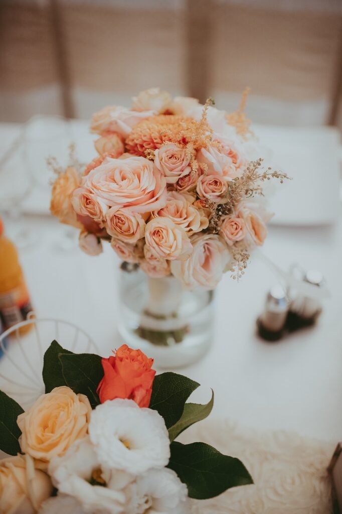 What Are The Best Flowers To Use For A Centerpiece?